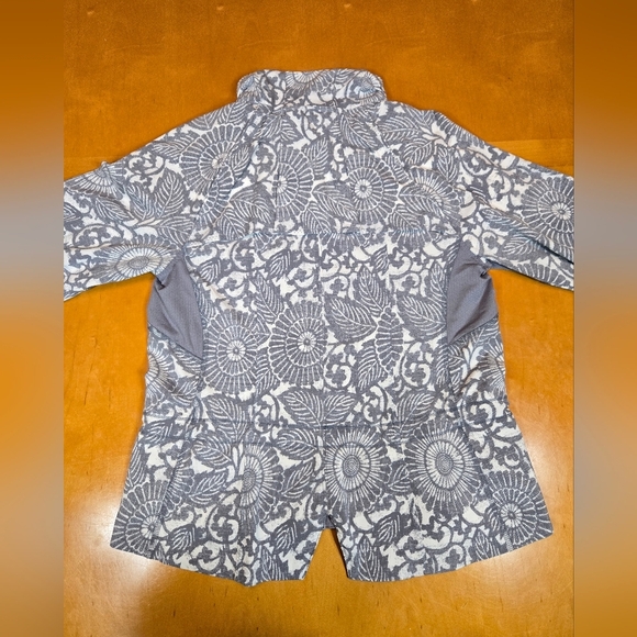 Lulu Lemon Rare Floral Print 2015 Jacket And Other Free Items - Picture 4 of 15